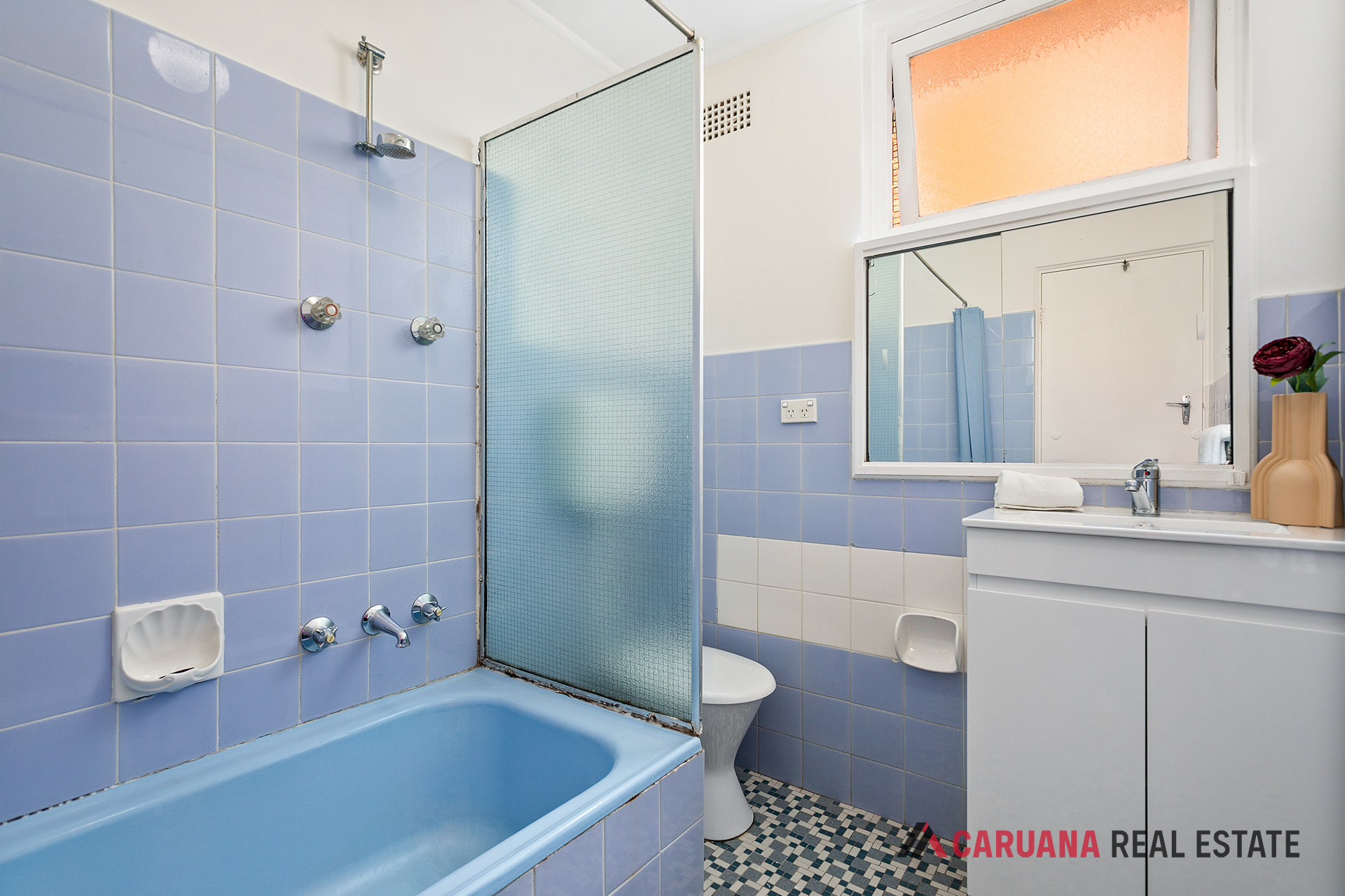 LowRes-10409_3 53-55 Banks Street Monterey_100_022