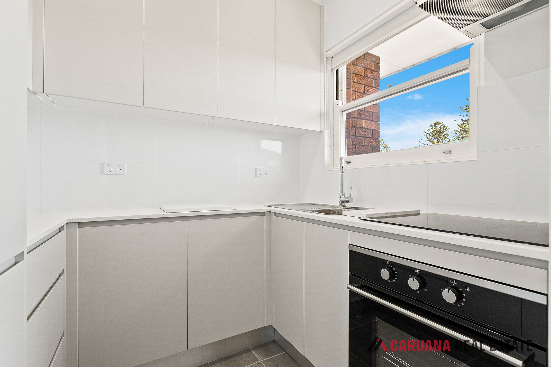 LowRes-22205_22 157 159 The Grand Parade Monterey_100_028