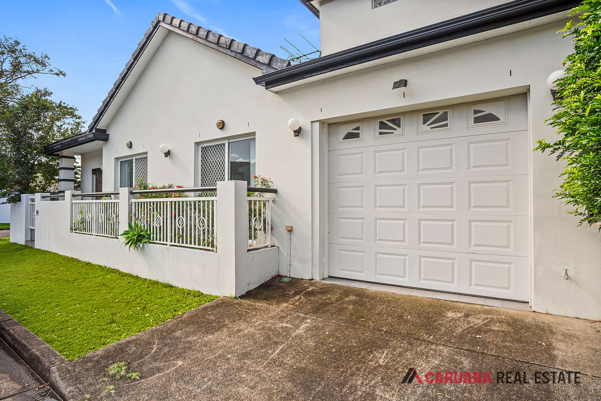 LowRes-10409_32 32A Toyer Avenue Sans Souci_100_144