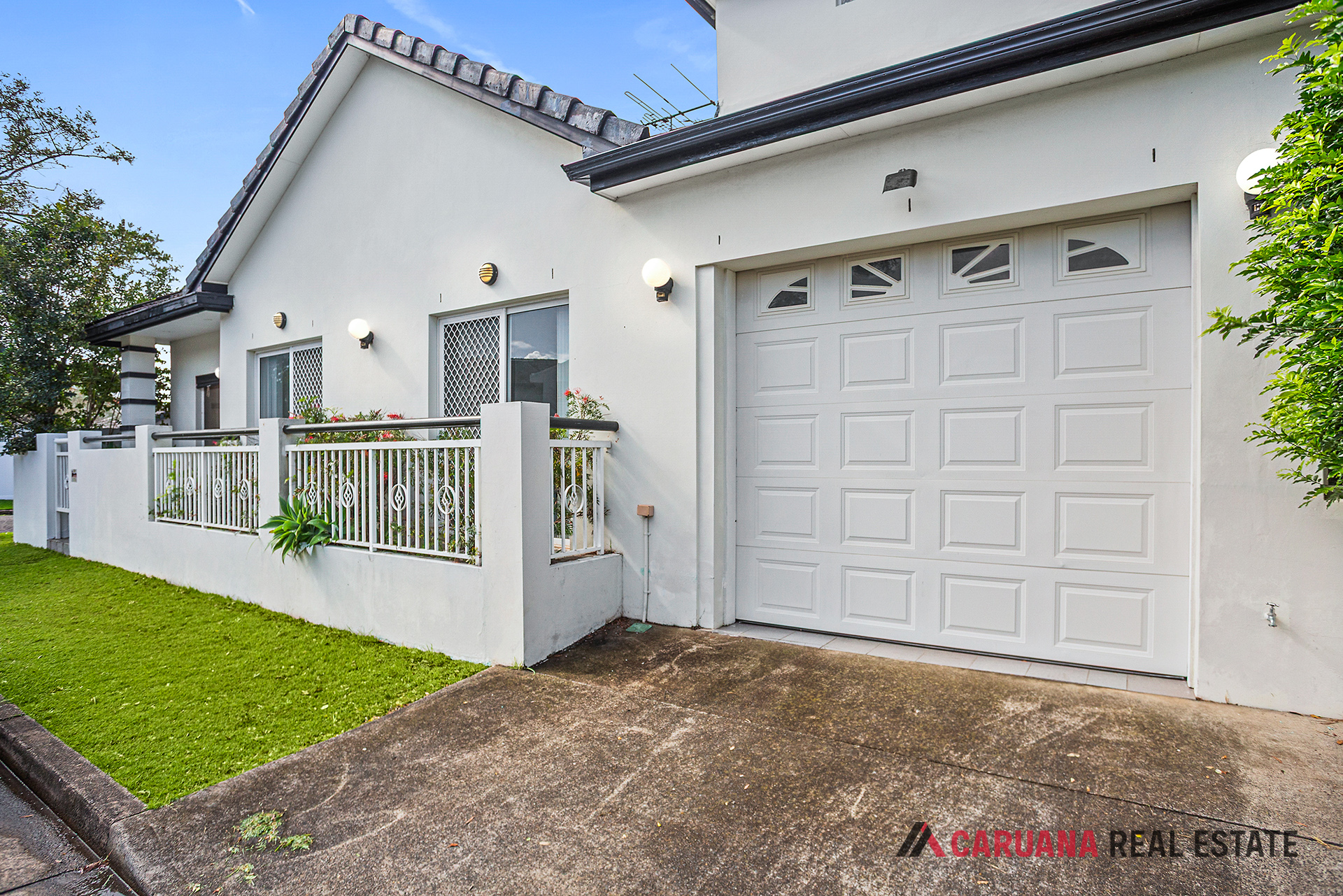 LowRes-10409_32 32A Toyer Avenue Sans Souci_100_145