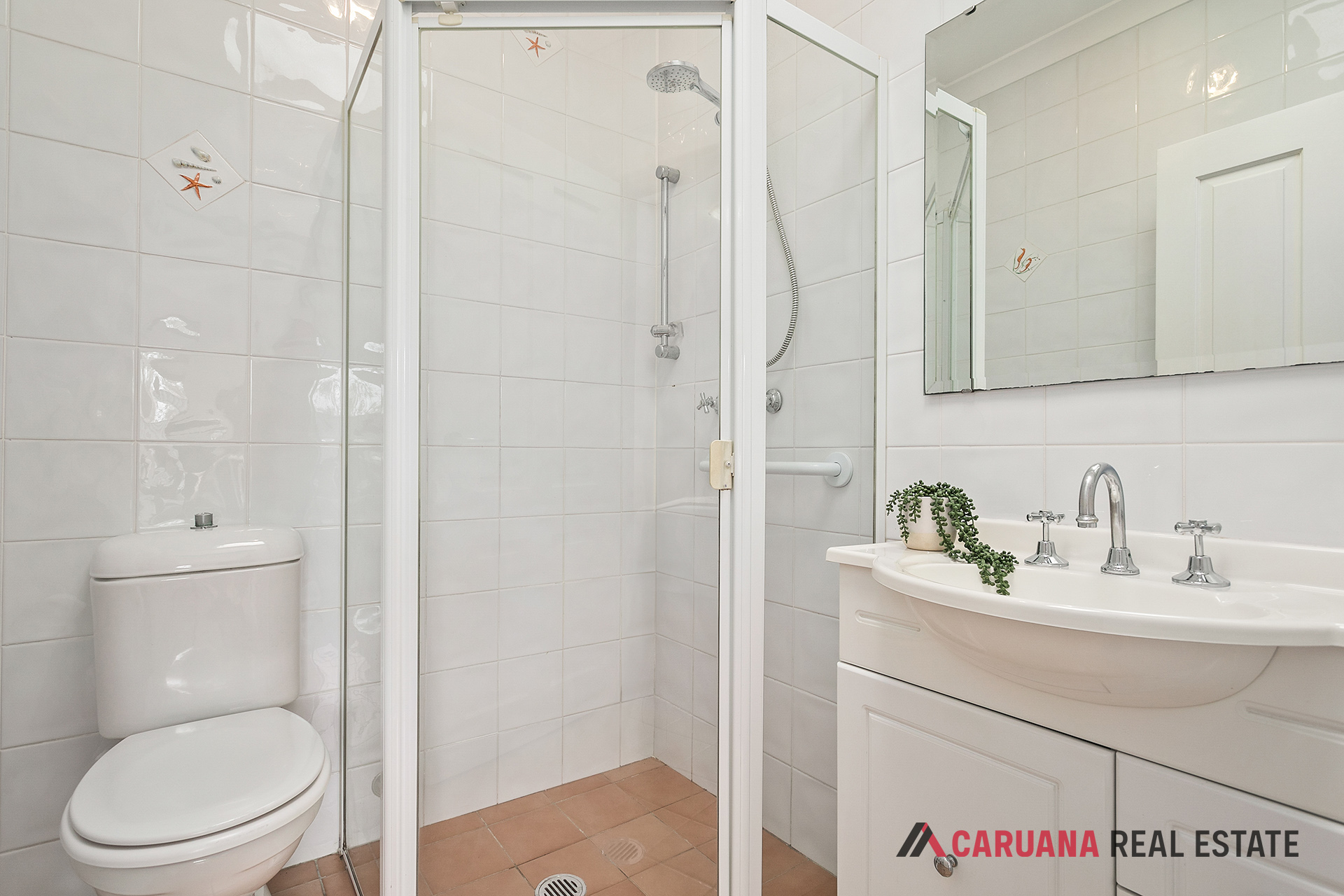 LowRes-10409_4 37 39 Burlington Street Monterey_100_034