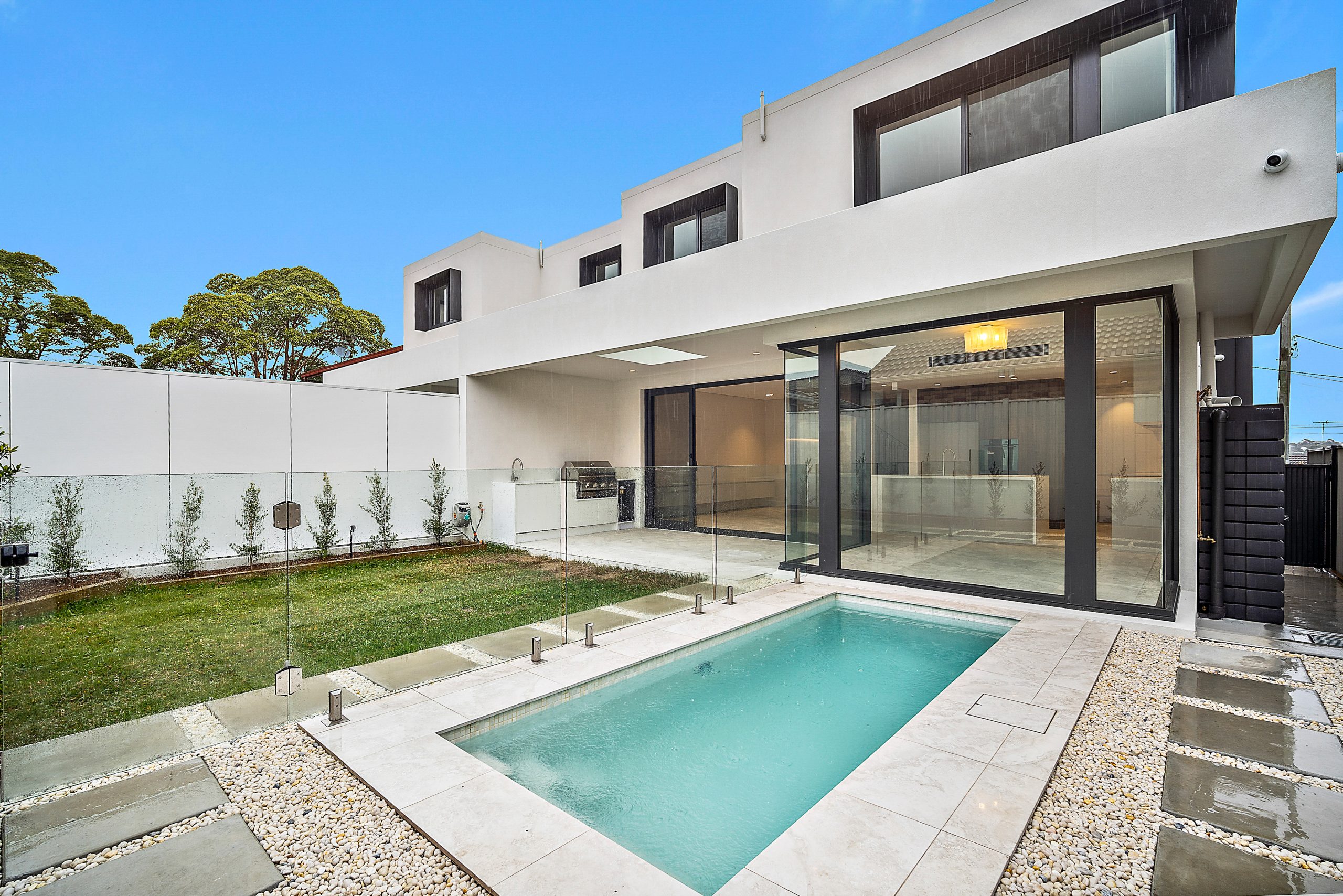 HiRes-22205_64 The Promenade Sans Souci_100_271