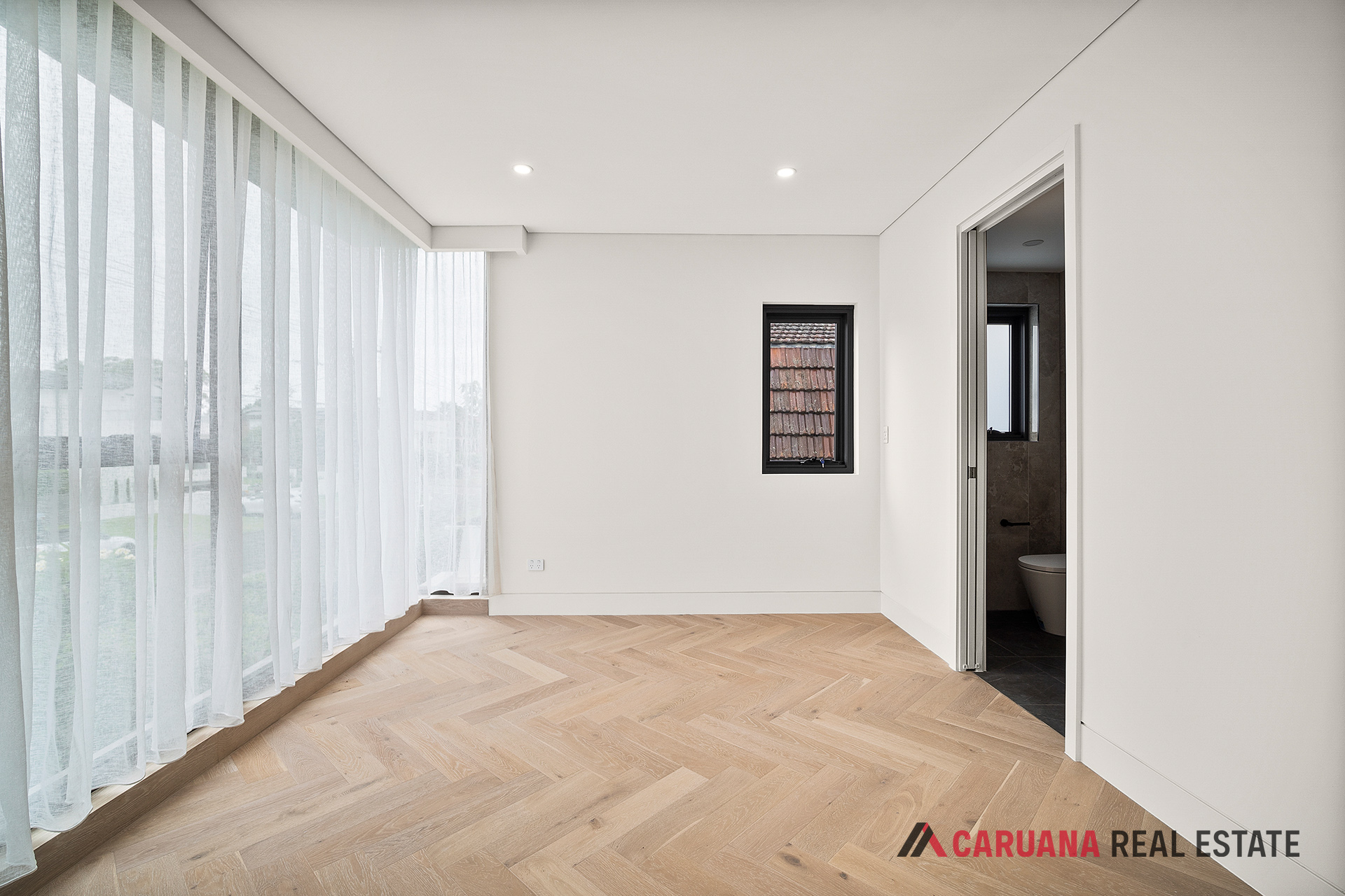 LowRes-22205_43 Hatfield St Blakehurst_100_813