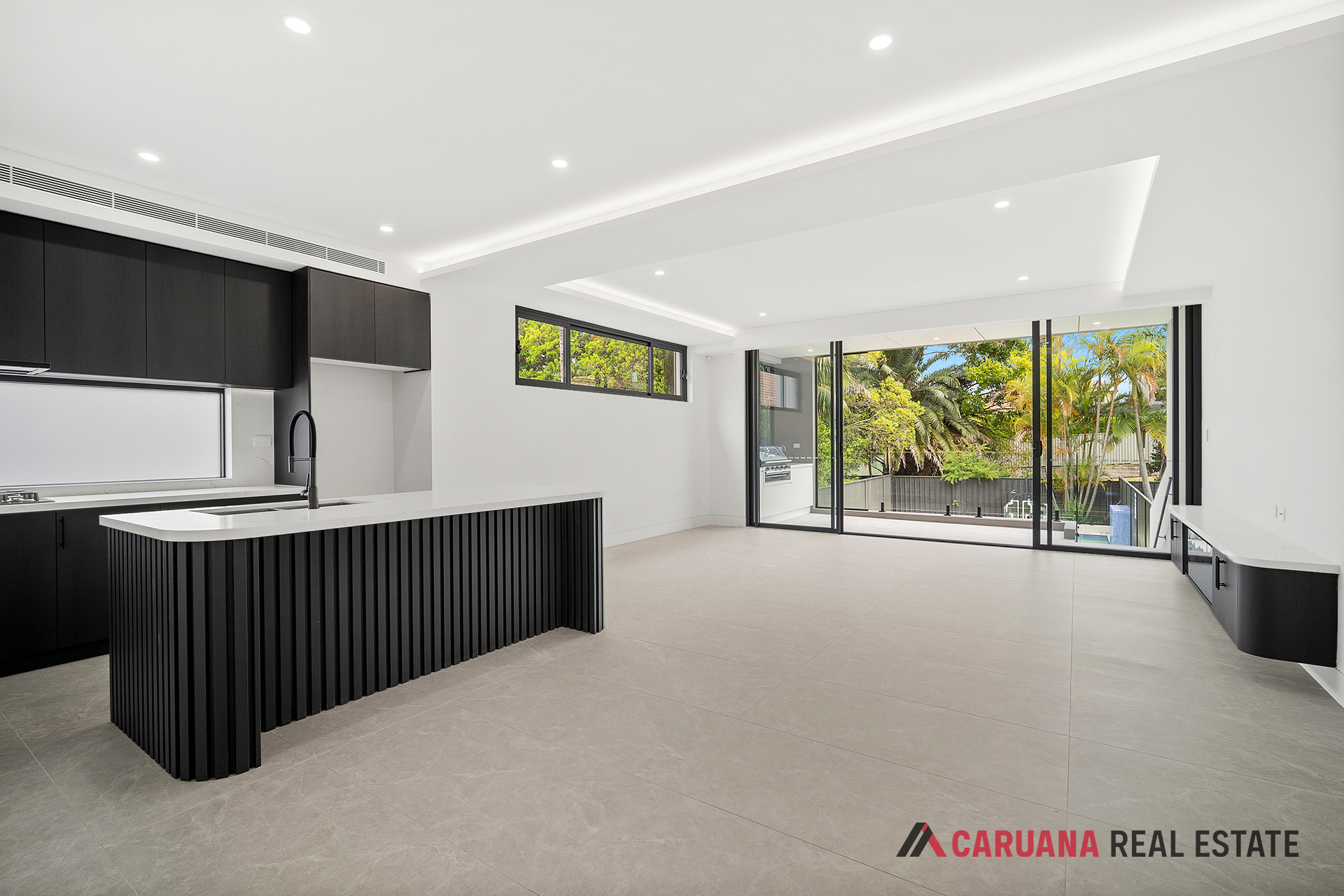 LowRes-22205_43 Hatfield Street Blakehurst_100_080