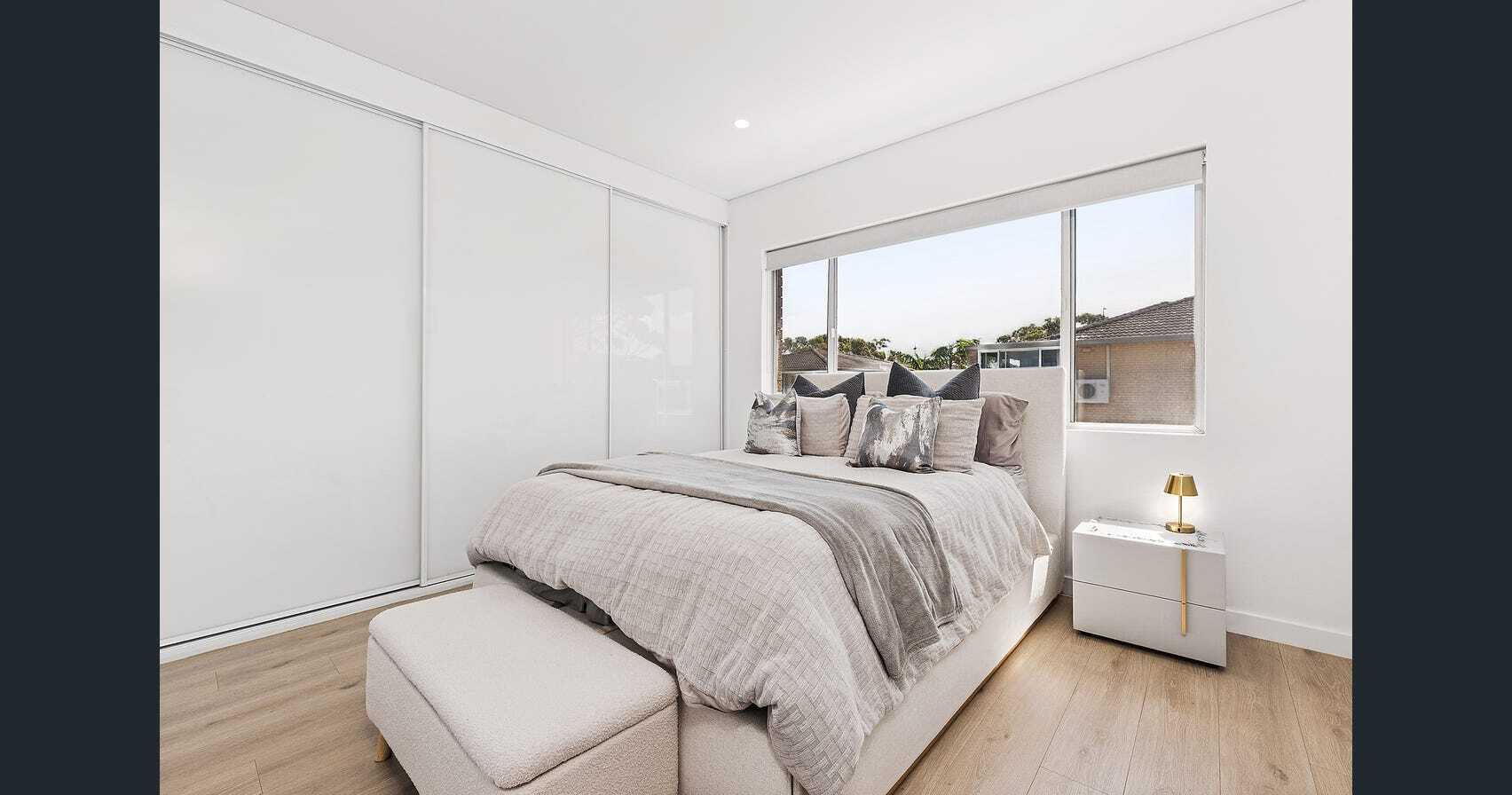 3ab14361-fc00-482f-962f-9580d9bff889