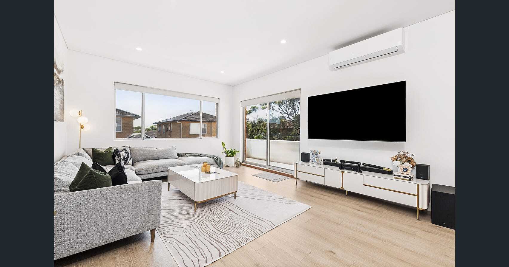 c6b08ba0-9094-4b1d-9eb1-57872b6554c3