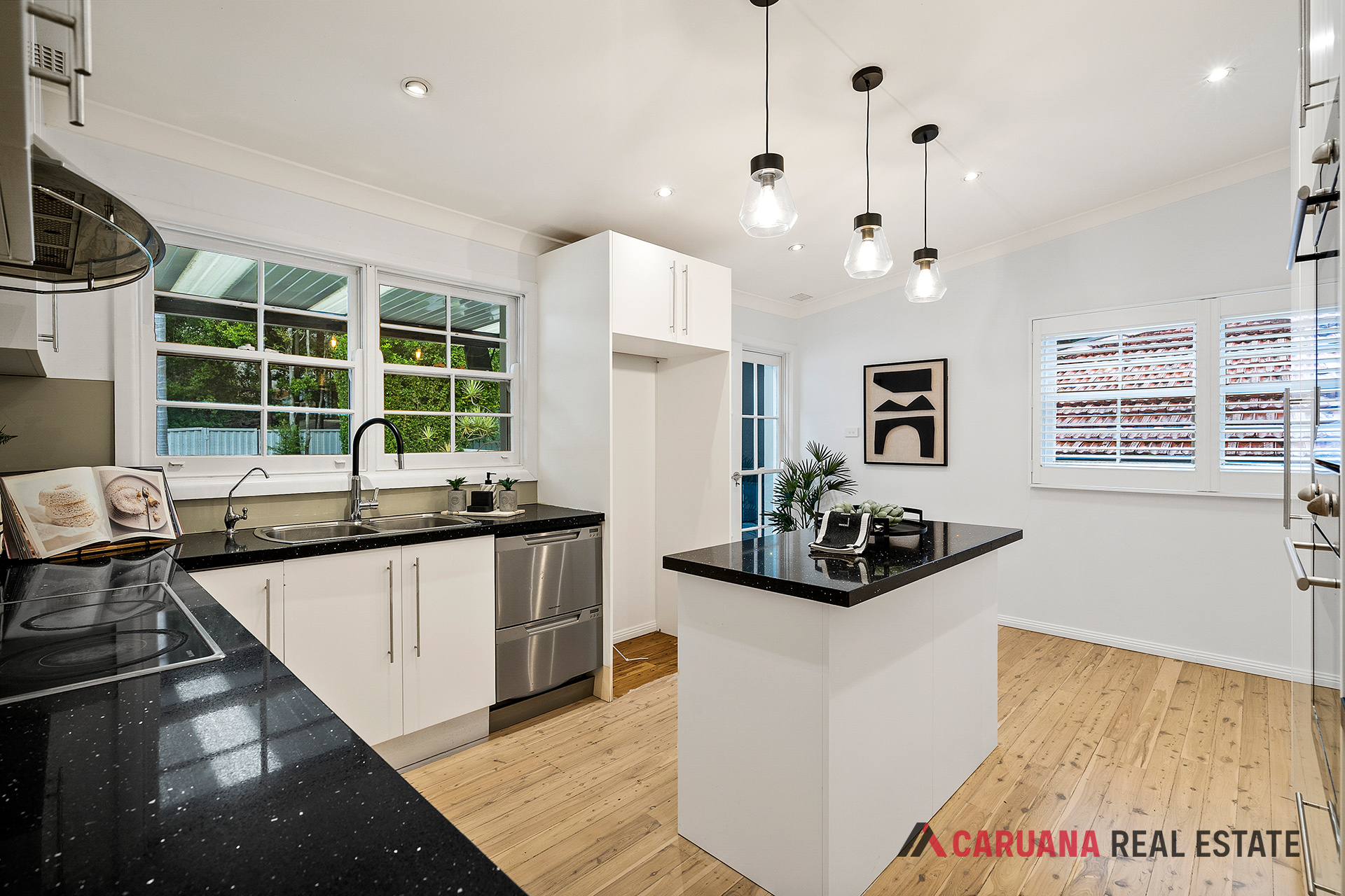 LowRes-10409_21 Valley Road Padstow Heights_100_895